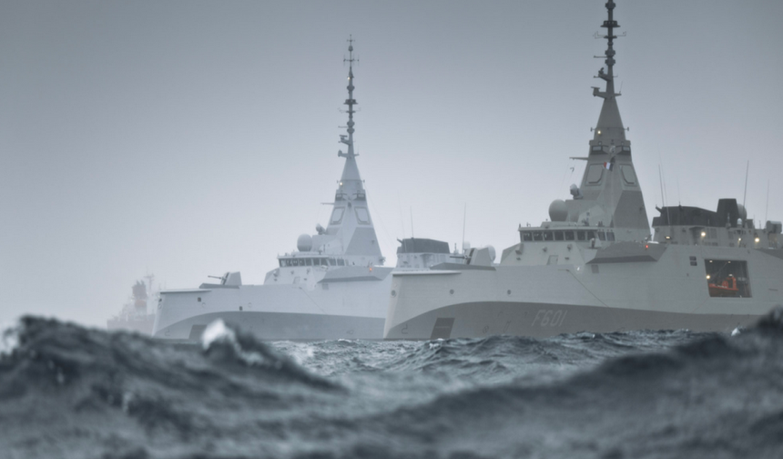 Yunanistan, dördüncü FDI fırkateyni için sözleşme imzaladı