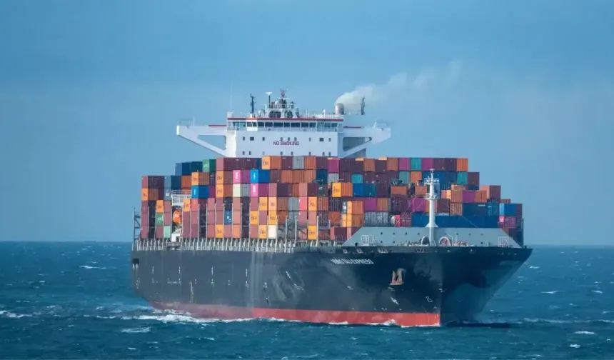 Çin’den 25 Bin TEU’luk nükleer konteyner gemisi atağı