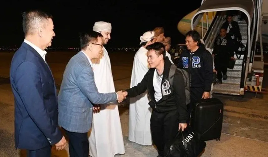 6 aydır esir tutulan mürettebat Umman'a ulaştı