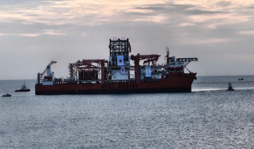 Türkiye'nin 6'ıncı sondaj gemisi Mersin'e ulaştı