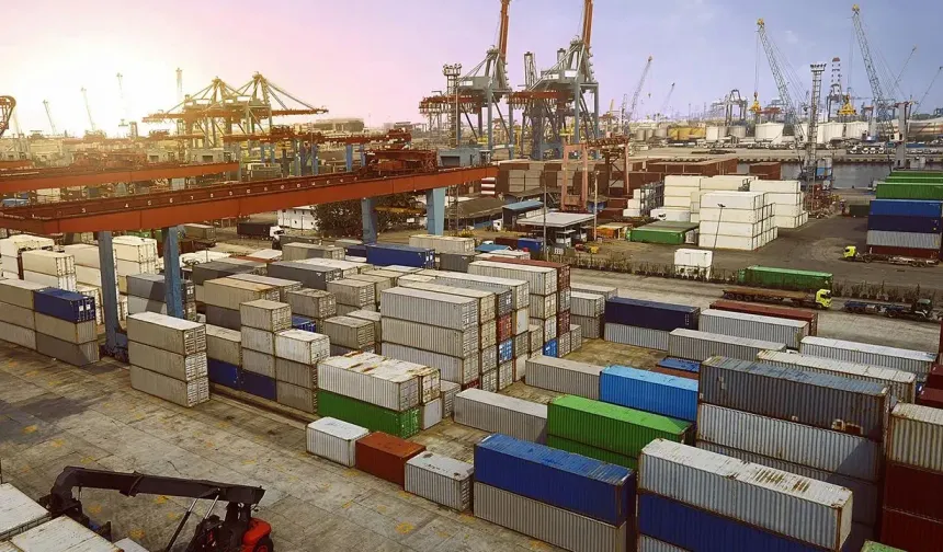 Dış ticaret açığı 92 milyar doları aştı