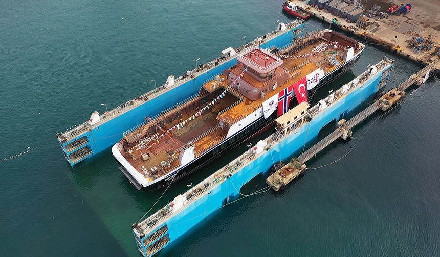 Özata Tersanesi, tam elektrikli feribot NB101 Misterøy'u denize indirdi