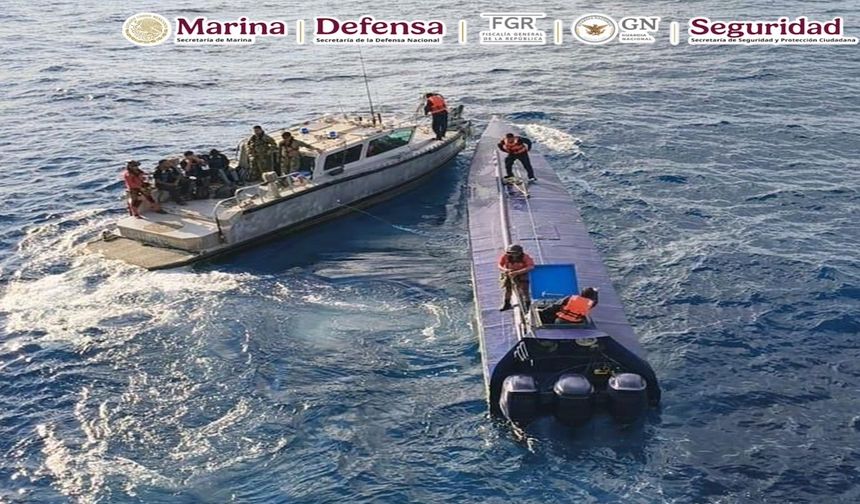 Meksika Donanması’ndan 4 ton kokain operasyonu