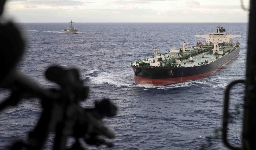 ABD’den gölge filo operasyonu: Aquila II ele geçirildi