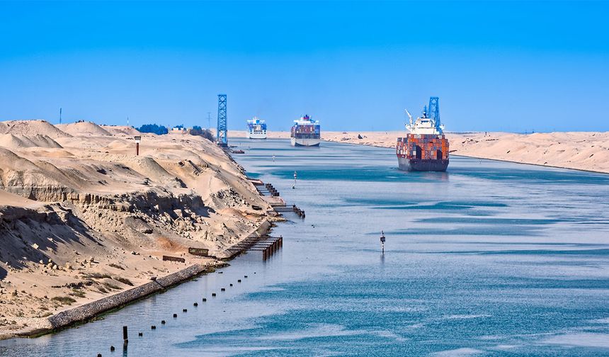 Süveyş Kanalı trafiğinde düşüş