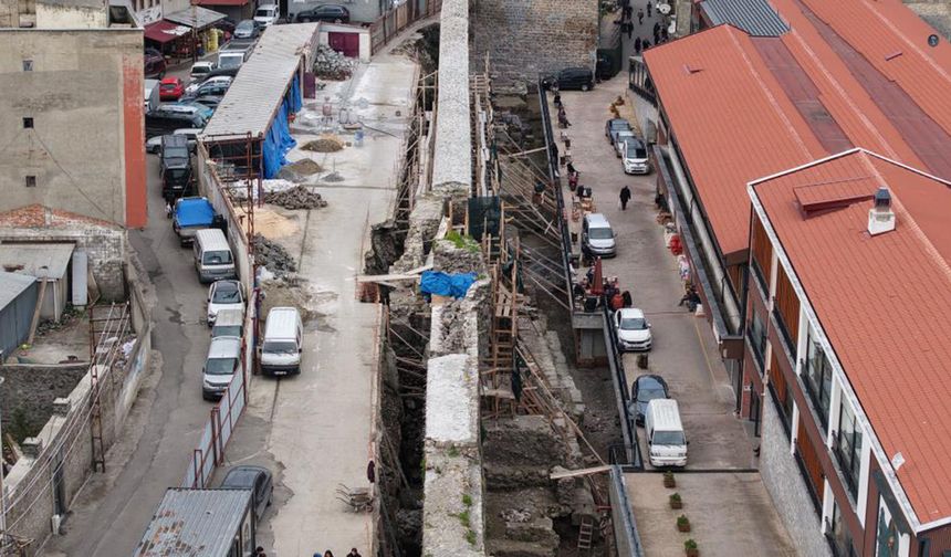 Trabzon'da zeminin 8 metre altından ‘dere limanı' çıktı