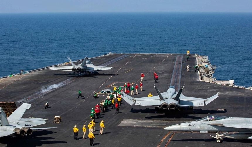 Trump: "İran Donanması’na ait 9 gemiyi batırdık"