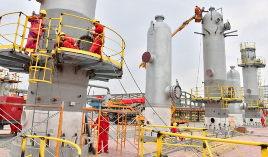 Çin akaryakıt ihracatını askıya alıyor