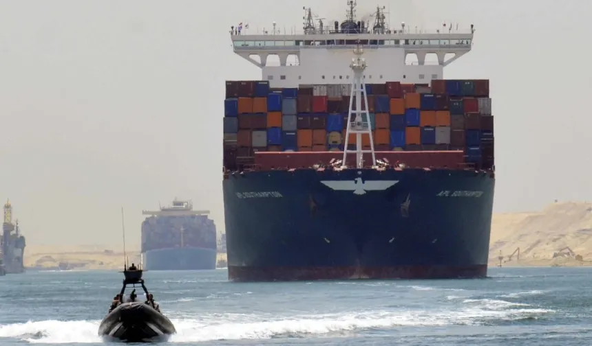 Kızıldeniz limanları tanker trafiğinin yeni rotası oldu