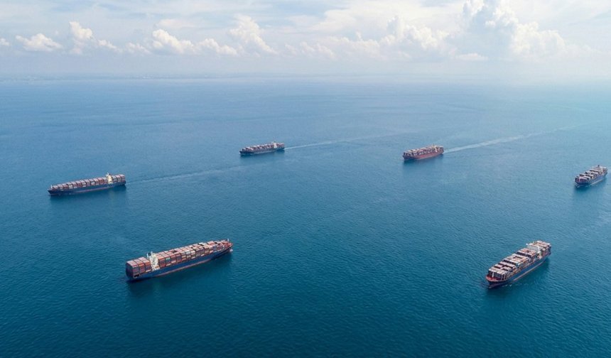 Küresel konteyner filosu 6 bin 700 gemi barajını aştı