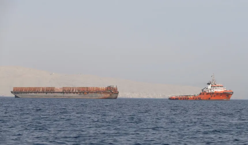 Hürmüz Boğazı’nda son 3 günde 15 gemi geçiş yaptı