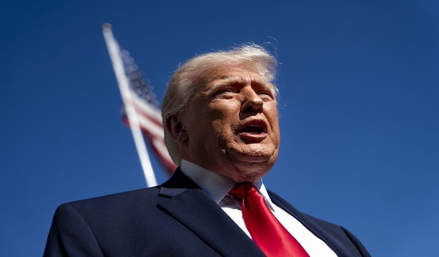 Trump: "İran'a Hürmüz'den geçiş ücreti ödeyen gemiler tespit edilecek"