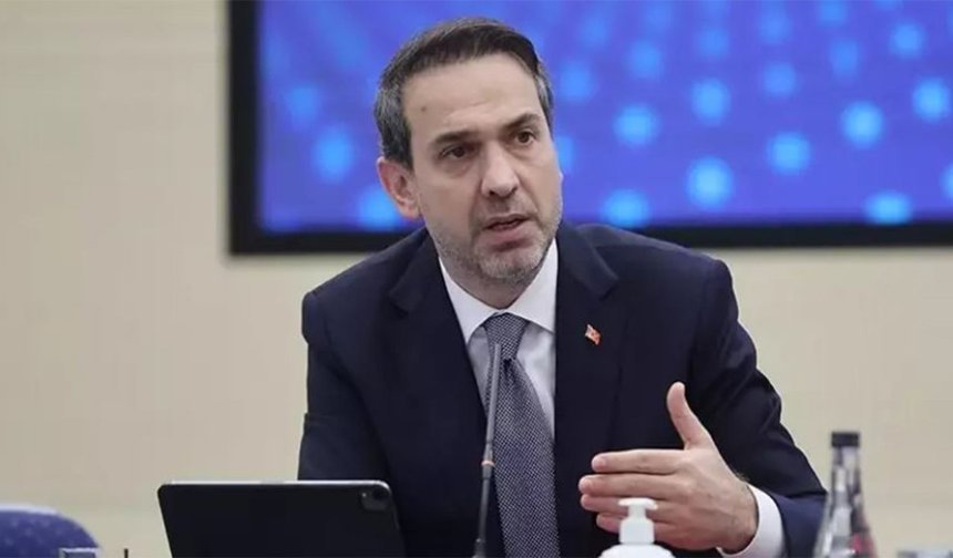 Bayraktar: Hürmüz geçişli herhangi bir LNG alışımız yok