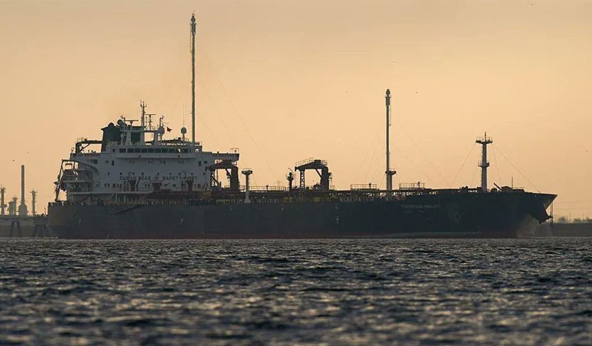 ABD ordusundan İran'la bağlantısından şüphelenilen gemiye baskın