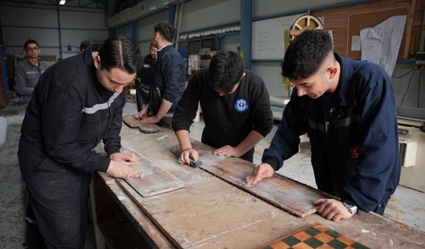 Genç denizcilerin mesleki eğitimine destek