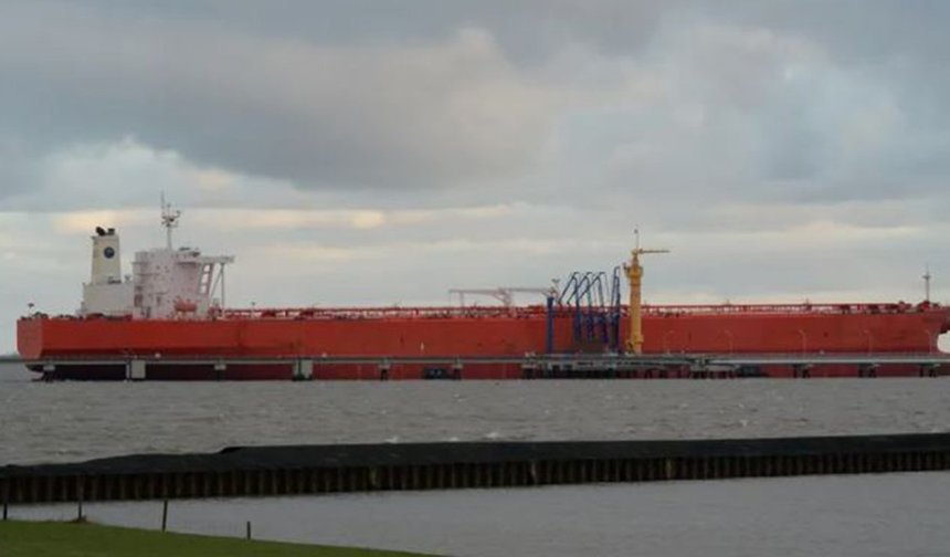 ABD yaptırım listesindeki tankere el koydu