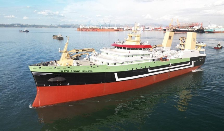 Tersan Tersanesi, Annie Hillina’yı Parlevliet & Van der Plas’a teslim etti