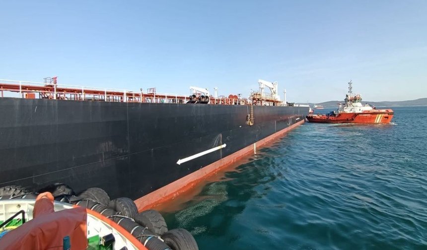 Ham petrol tankeri Çanakkale Boğazı'nda sürüklendi