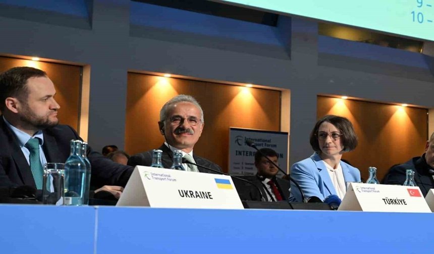 Uraloğlu’ndan lojistik mesajı: Deniz taşımacılığı kritik önemde