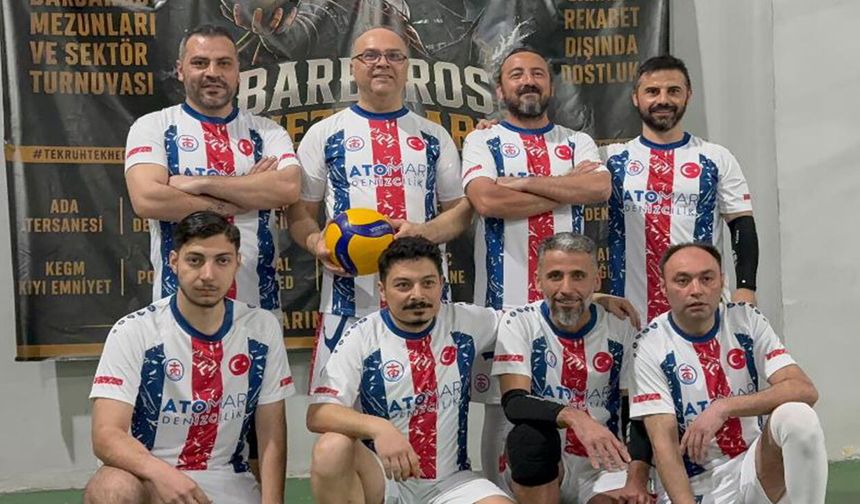 Denizcilerin voleybol turnuvası büyük ilgi gördü