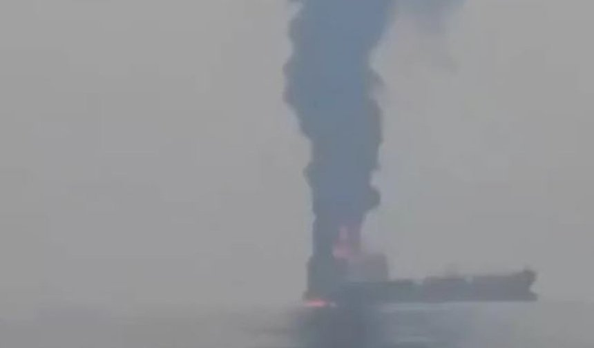 Hürmüz Boğazı’nda ilk kez Çinli bir petrol tankeri saldırıya uğradı