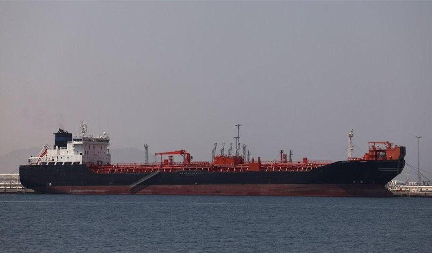İran ordusu Umman Körfezi’nde petrol tankerine el koydu