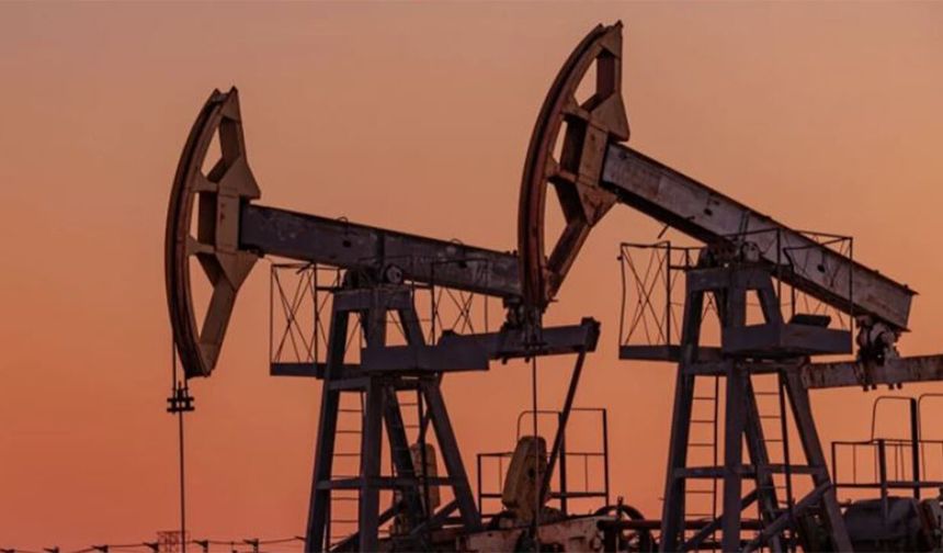 Hürmüz gerilimi petrolü yeniden yükseltti