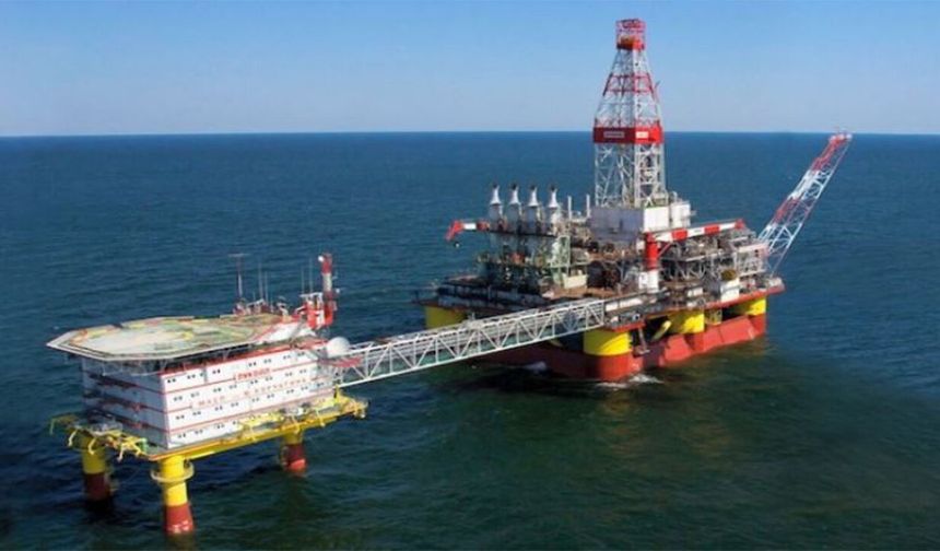 İngiltere, Rus petrolüne yönelik yaptırımları esnetti