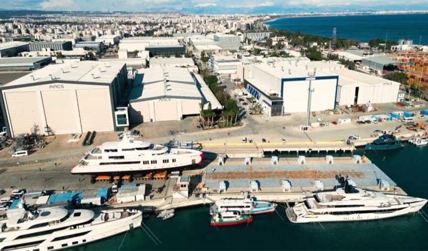 Dünyanın milyon dolarlık süperyatları Antalya'da inşa ediliyor
