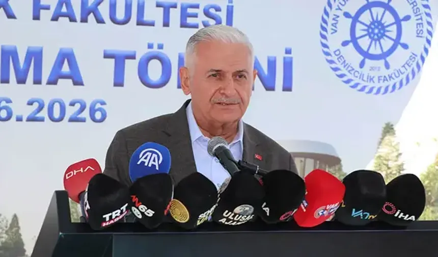 Binali Yıldırım: Denizcilikte Türk bayrağı kara listeden beyaz listeye geçti