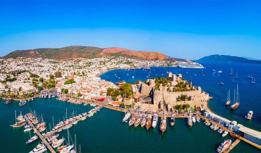 Bodrum limanı deniz hudut kapısında 24 saat kesintisiz hizmet