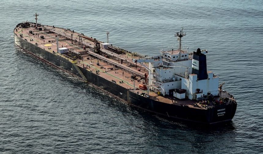 Fransız donanması, Rusya'nın gölge filosuna ait bir tankere el koydu