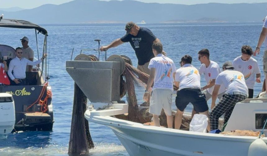 Bodrum'da 2 bin metrekare hayalet ağ temizlendi