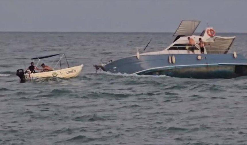 Teknede mahsur kalanları kurtarmak için giden tekne de arızalandı