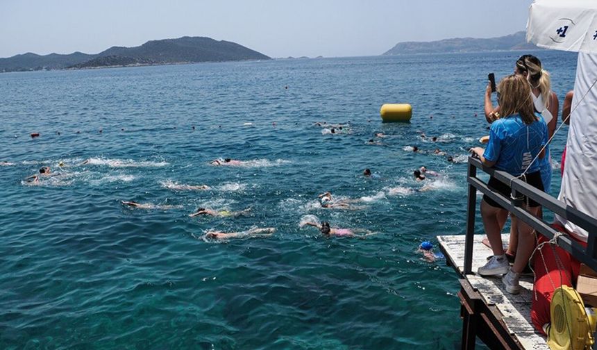 20. Uluslararası Meis-Kaş Yüzme Yarışı başlıyor
