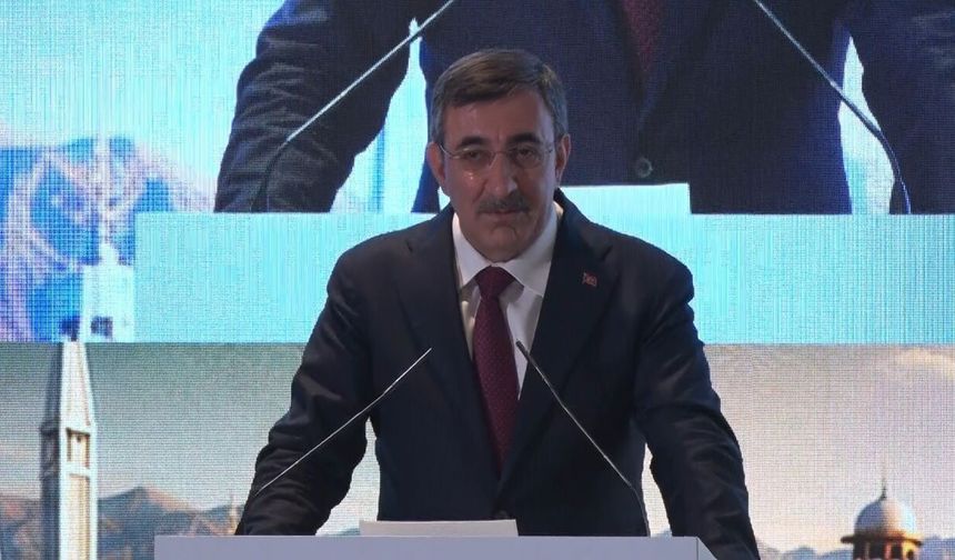 Cumhurbaşkanı Yardımcısı Yılmaz: Türkiye-Pakistan ticaretinde hedef 5 milyar dolar
