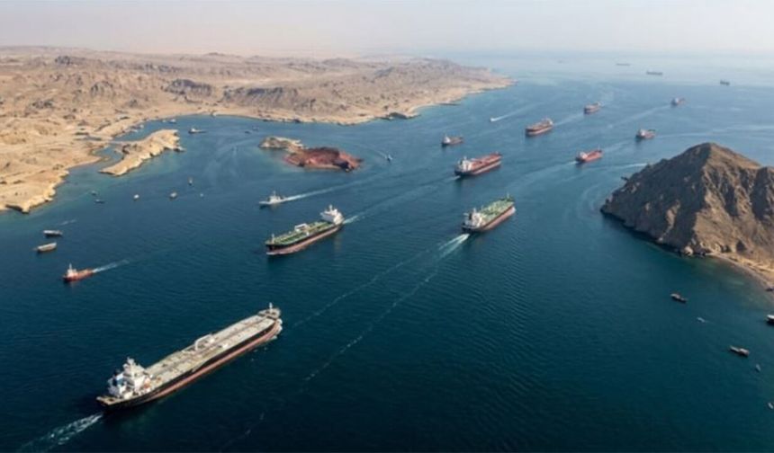 ABD: İran deniz ablukasında 7 ticari geminin rotası değiştirildi