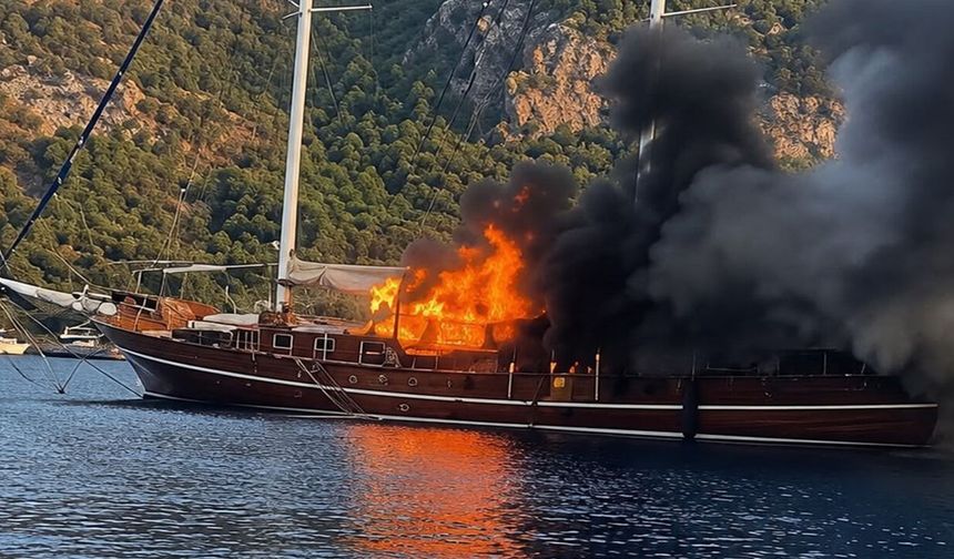 Göcek’te tekne yangını