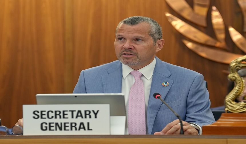 IMO'dan Hürmüz uyarısı: Yaklaşık 6 bin denizci gemilerde mahsur