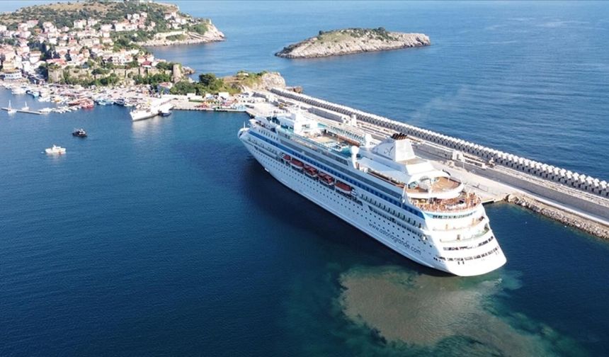 Karadeniz'deki dron saldırıları turizmi de vurdu