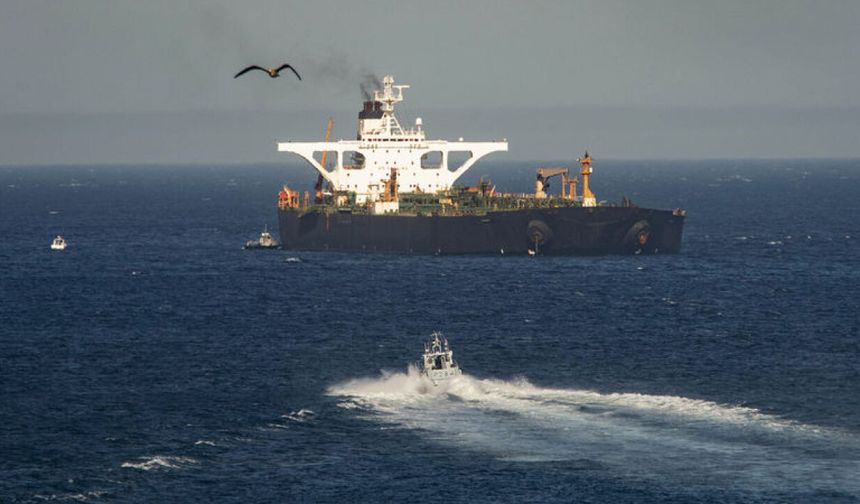 Abluka nedeniyle Çin'e İran petrolü tedariki daralıyor