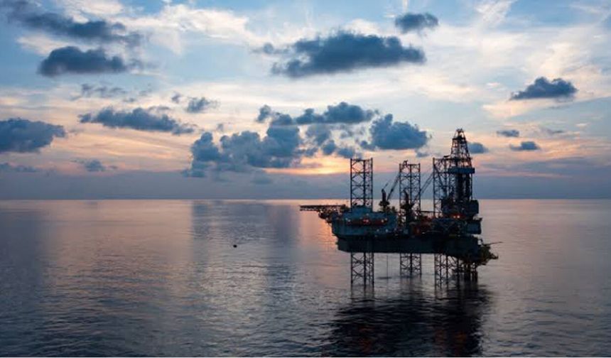 Hindistan, derin deniz petrol aramalarına 8,8 milyar dolar ayırdı