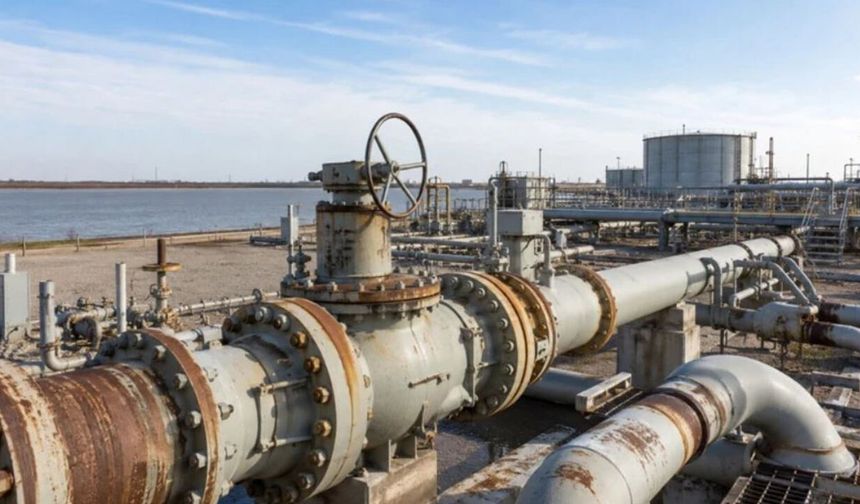 Küresel petrol stoklarında kritik eşik: Rezervler hızla eriyor