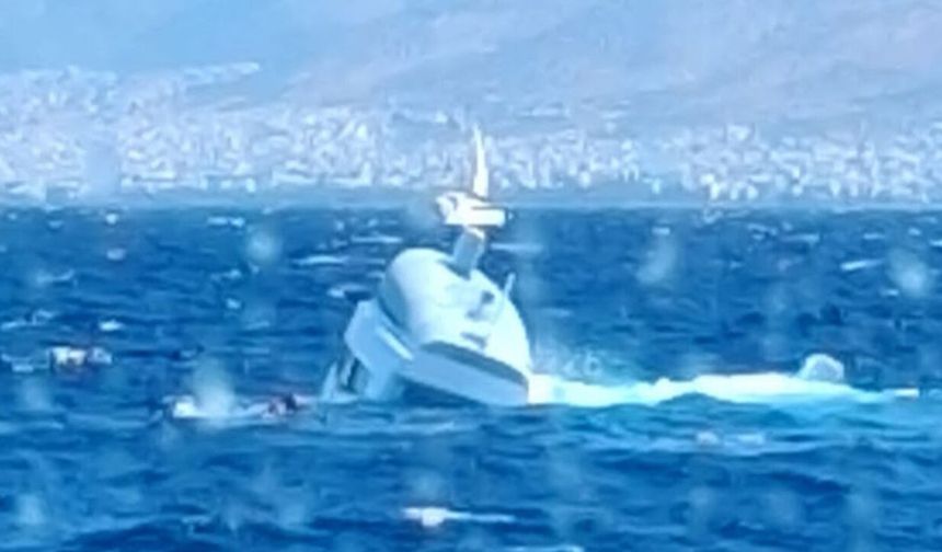 Türk bayraklı katamaran Yunanistan açıklarında battı