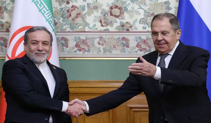 Lavrov-Erakçi görüşmesinde Hürmüz Boğazı gündemde