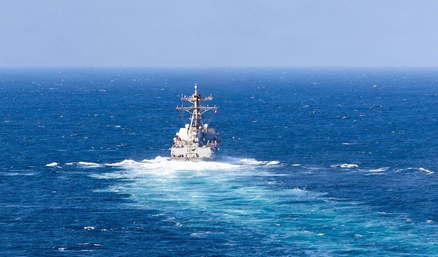 CENTCOM: 110 ticari geminin rotası değiştirildi