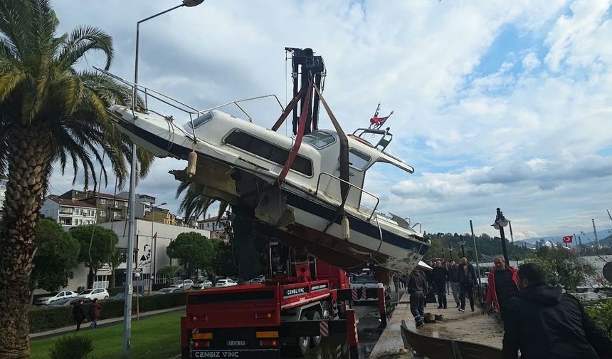 Fırtınada batan tekne kurtarıldı