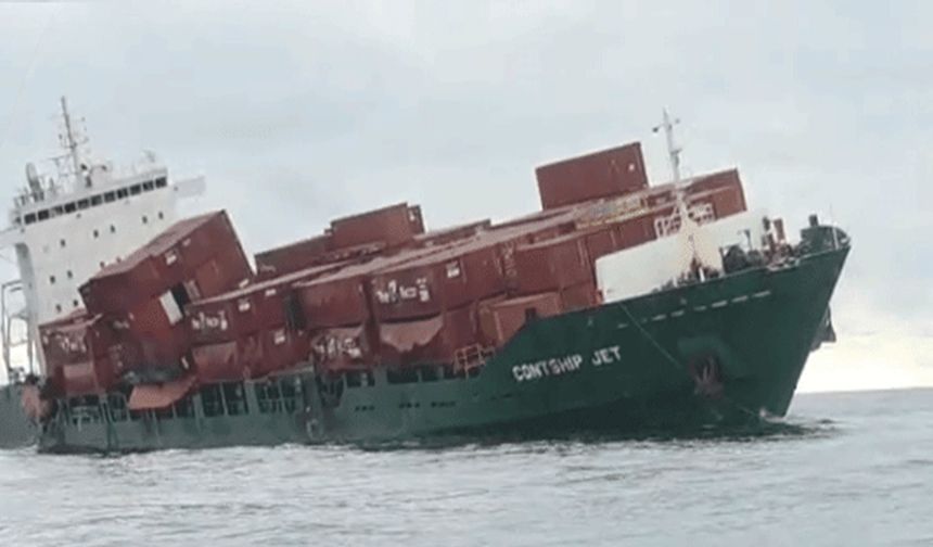 "Karadeniz’de üç deniz dronuyla vurulan konteyner gemisi battı"