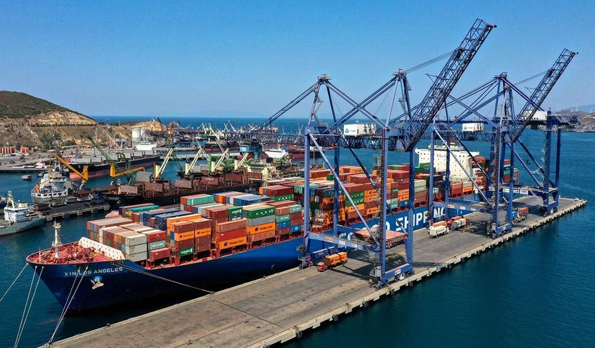 Türkiye limanlarında 9 ayda 412,1 milyon ton yük elleçlendi