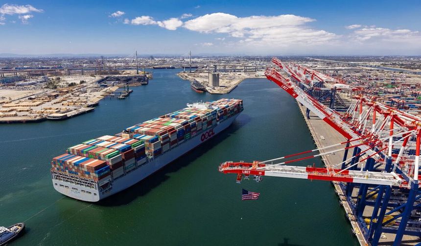 Çin limanlarında konteyner rekoru: 7,279 milyon TEU